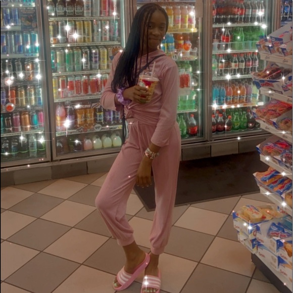 meet your posher, Morgan Dior - Picture 1 of 1